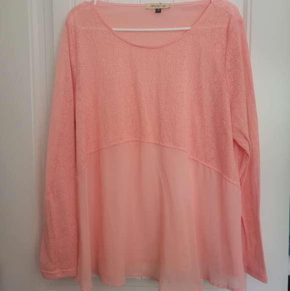 ARDEN B.  Long Sleeve top - Picture 1 of 6